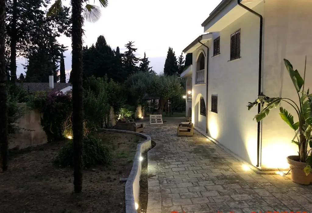 Relais Villa Lama Boutique Hotel-1